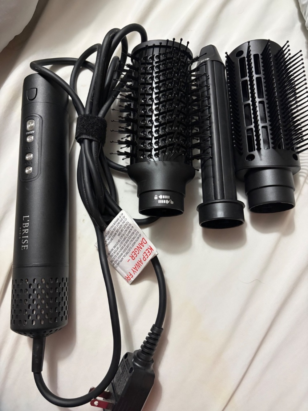 L’Brise Paris air styler w/ free carrying bag!!